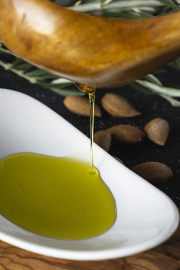 PACK Familiar - Extra Virgin Olive Oil 16L - 8 Bottles of 2L - Free Shipping - Image 2